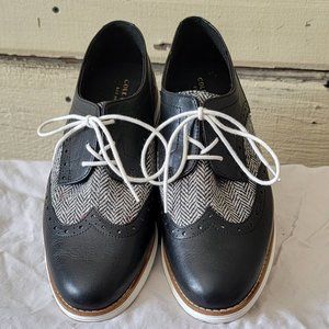Cole Haan Wingtip Oxfords - 9.5